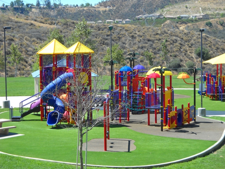 Fake Lawn Costa Mesa, California Upper Playground, Recreational Areas