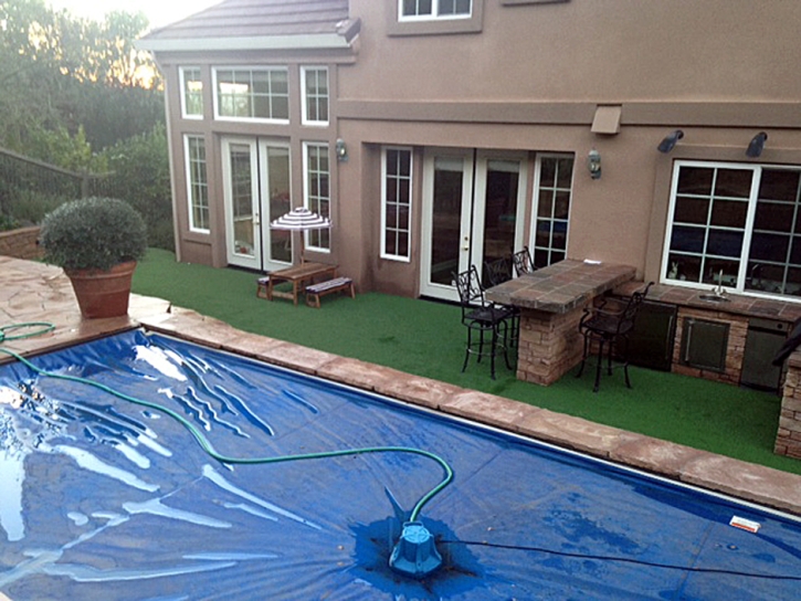How To Install Artificial Grass Poso Park, California Gardeners, Backyards
